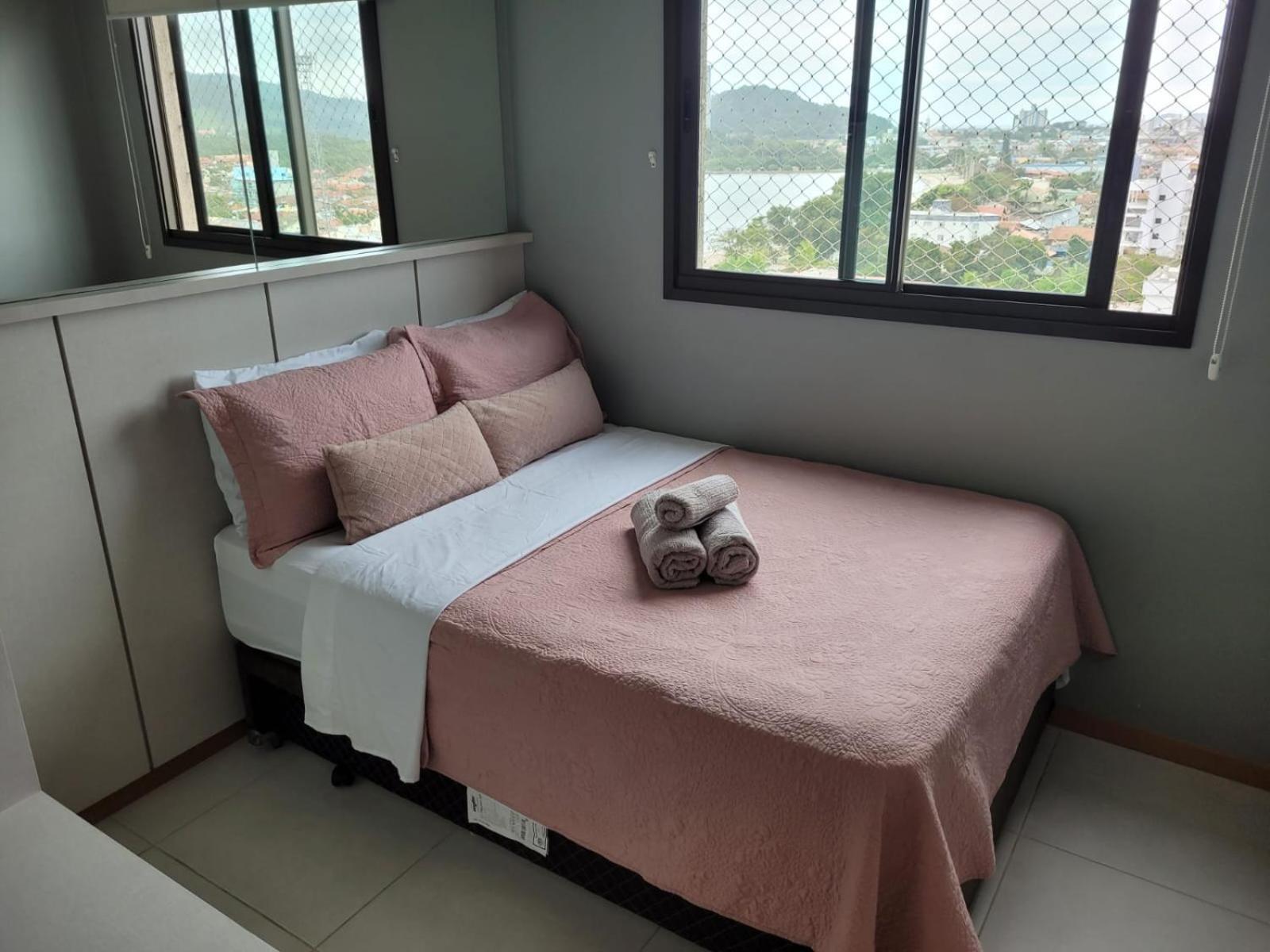Aptos Em Home Club Frente Mar Com Area De Lazer Completa Penha  Rum bild